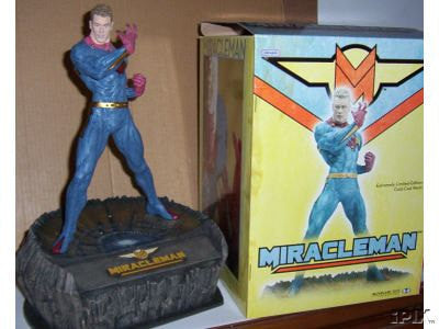 Miracleman, de Alan Moore y Neil Gaiman