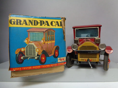 A Gem! GRANDPA CAR, 1440,Battery Operated,Tin litho Toy Car,1960s Made in JAPAN by Rosko,Antique Automobile