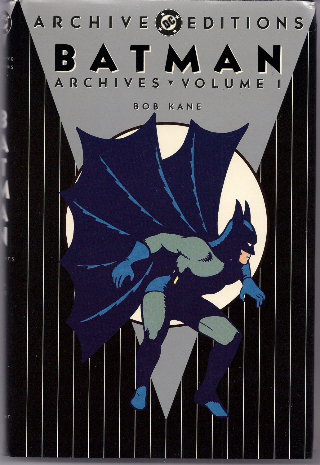 Batman The Dark Knight Archives 1 アメコミ Amazon.com: Batman: The Dark Knight Archives, Vol. 1 (DC