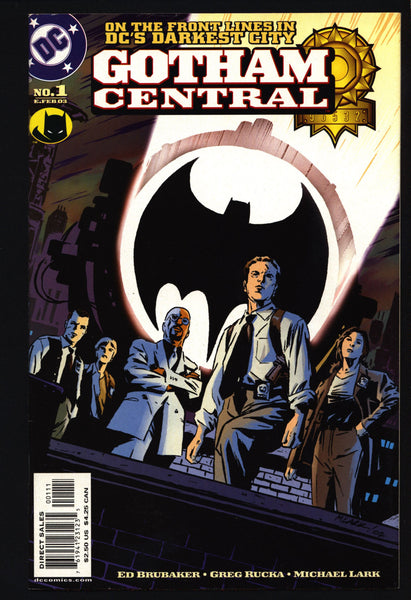 BATMAN GOTHAM CENTRAL #1 Tie-in to Gotham Television series,Ed Brubaker, Michael Lark,Dark Knight,Mean Streets, Detective,Crime,Comic Book