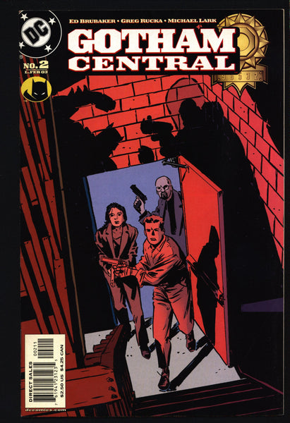 BATMAN GOTHAM CENTRAL #2 Tie-in to Gotham Television series,Ed Brubaker, Michael Lark,Dark Knight,Mean Streets, Detective,Crime,Comic Book
