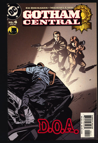 BATMAN GOTHAM CENTRAL #4 Tie-in to Gotham Television series,Ed Brubaker, Michael Lark,Dark Knight,Mean Streets, Detective,Crime,Comic Book